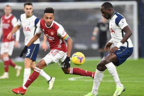 爱游戏官网 -硬糖少女303舞台表演视频